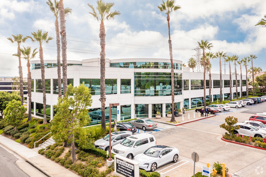 26691 Plaza Dr, Mission Viejo, CA for sale - Primary Photo - Image 1 of 1