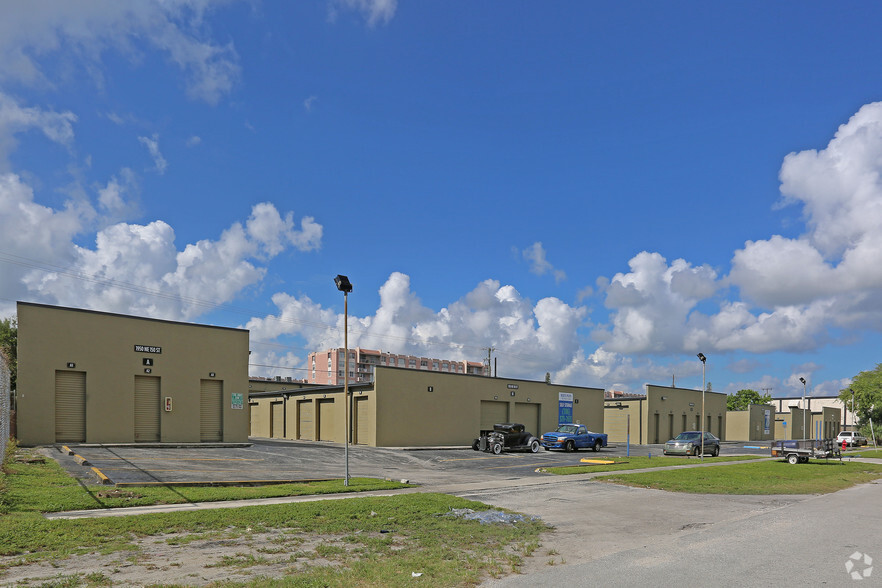 1950 NE 150th St, North Miami, FL for lease - Primary Photo - Image 1 of 3