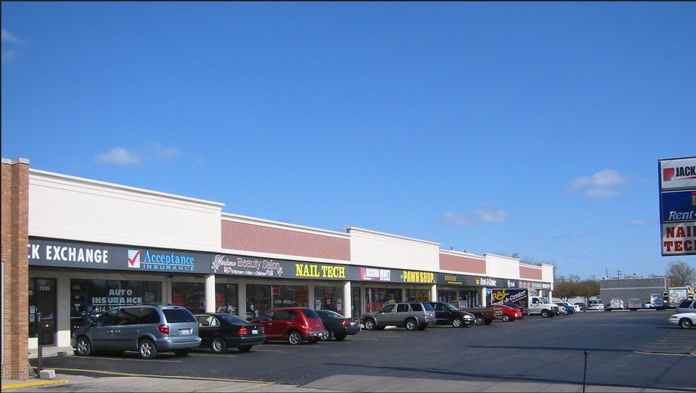 873-897 S Hamilton Rd, Whitehall, OH for sale - Primary Photo - Image 1 of 1