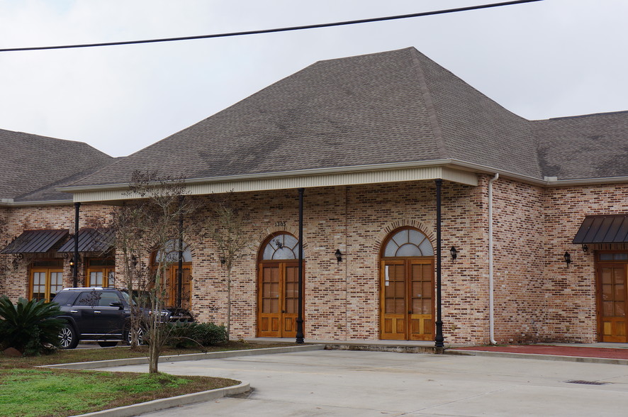 1305 Derek Dr, Hammond, LA for sale - Building Photo - Image 1 of 1