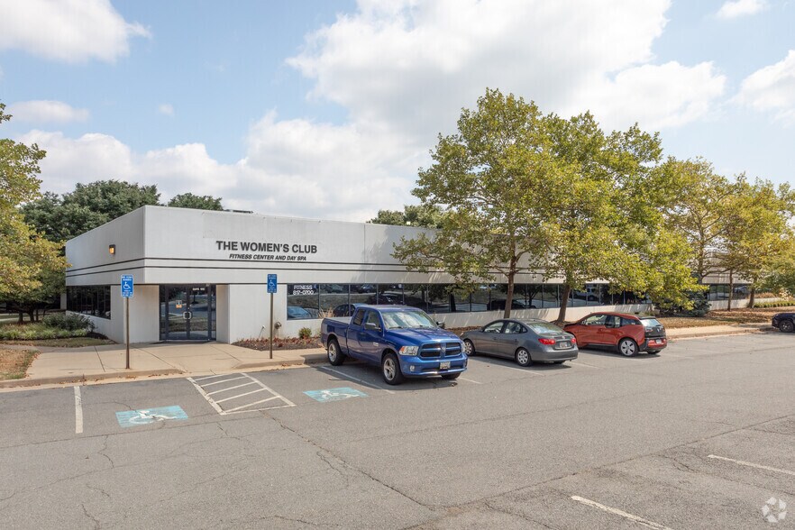 14175 Sullyfield Cir, Chantilly, VA for lease - Building Photo - Image 2 of 6