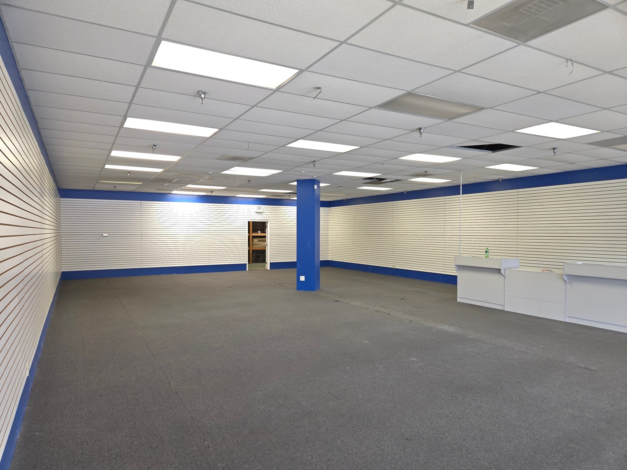 308-386 Towne Center Dr, Abingdon, VA for lease Interior Photo- Image 1 of 6