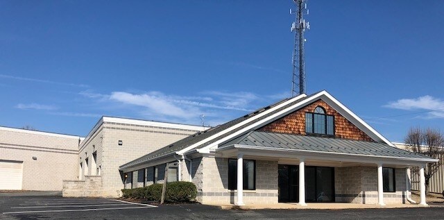 487 Lendall Ln, Fredericksburg, VA for sale - Primary Photo - Image 1 of 1