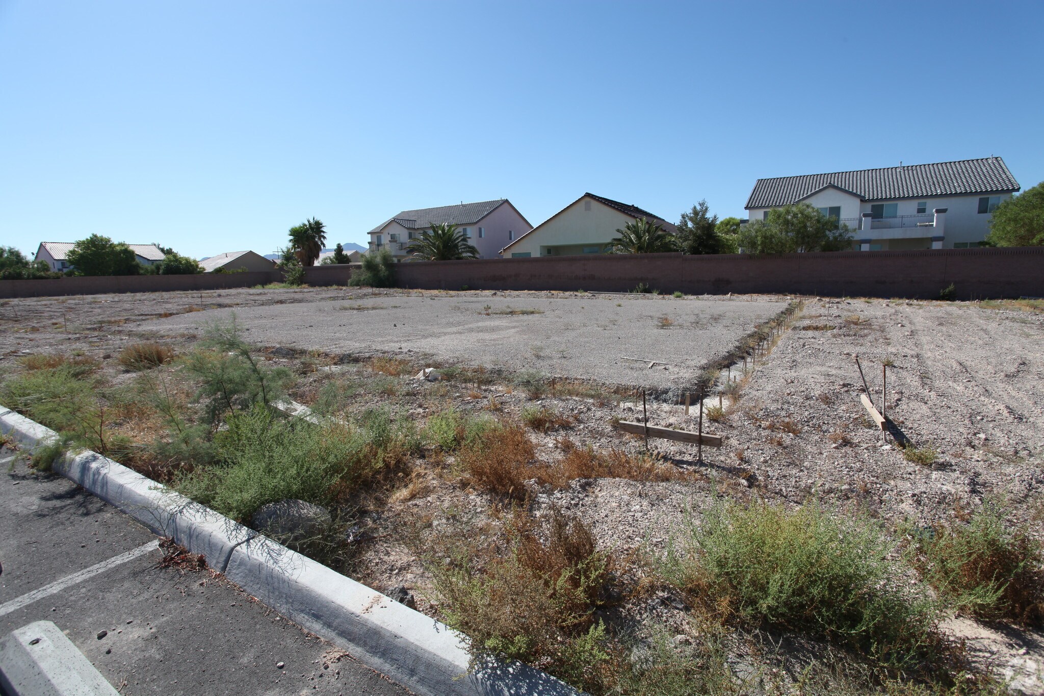 9840 Gilespie St, Las Vegas, NV for sale Primary Photo- Image 1 of 4