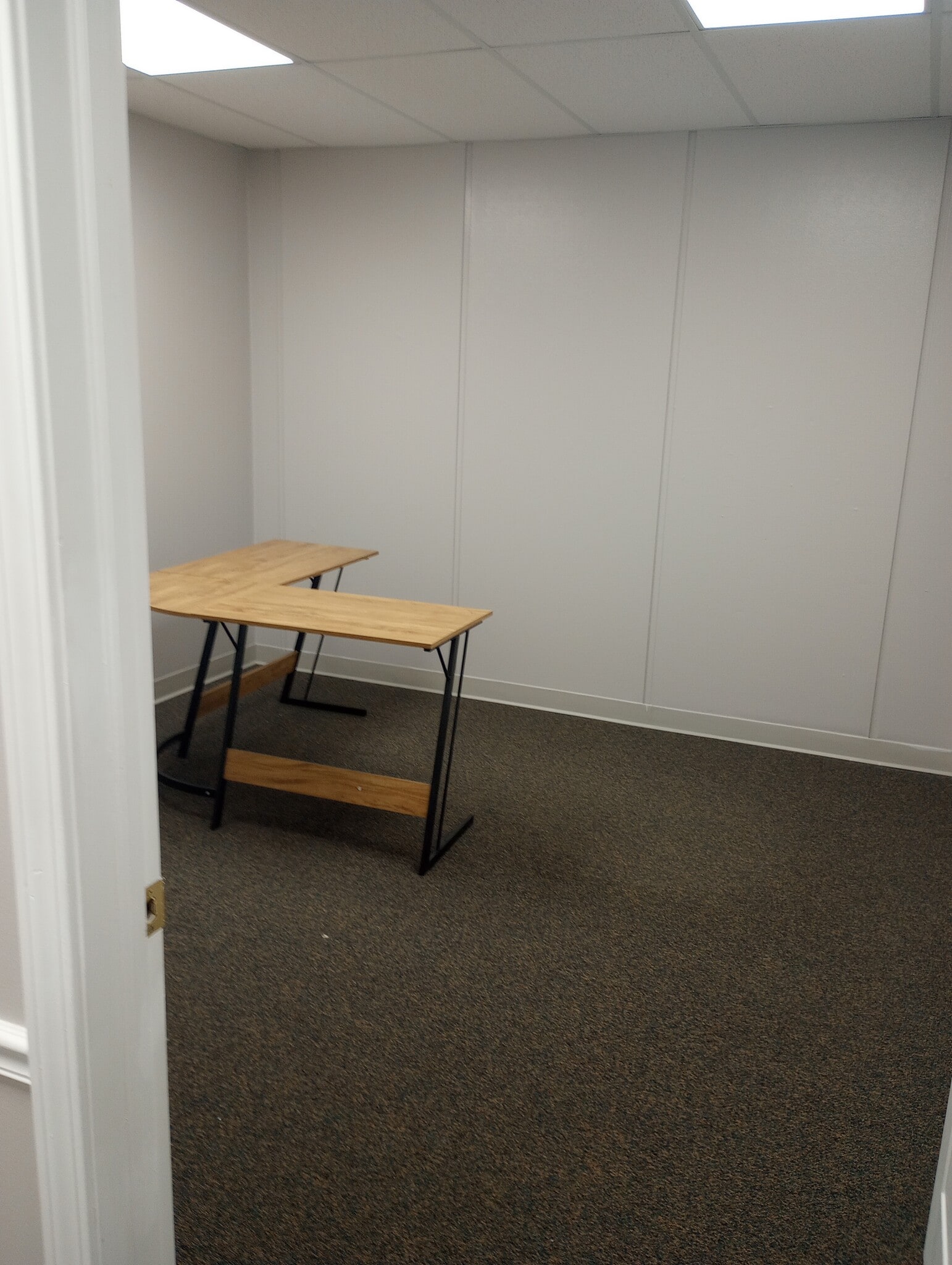 1520 Rock Run Dr, Crest Hill, IL for lease Building Photo- Image 1 of 2