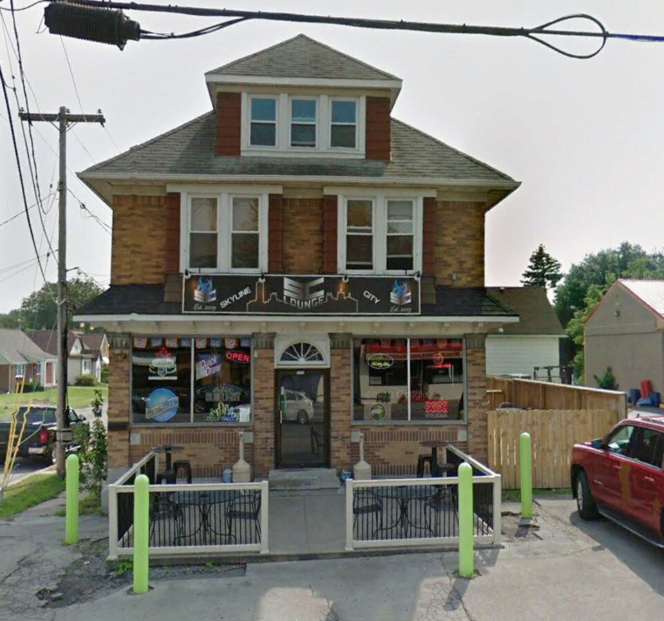 2115 Clinton St, West Seneca, NY 14206