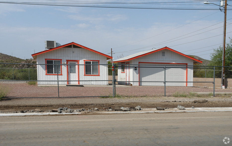 51426 NW Grand Ave, Wickenburg, AZ for sale - Primary Photo - Image 1 of 1