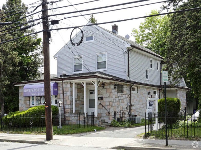 648 Lafayette Ave, Hawthorne, NJ for sale - Primary Photo - Image 1 of 1