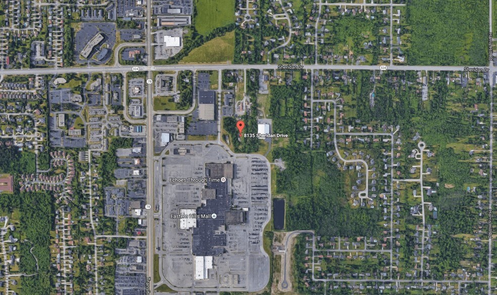 8135 Sheridan Dr, Williamsville, NY for sale - Primary Photo - Image 1 of 1