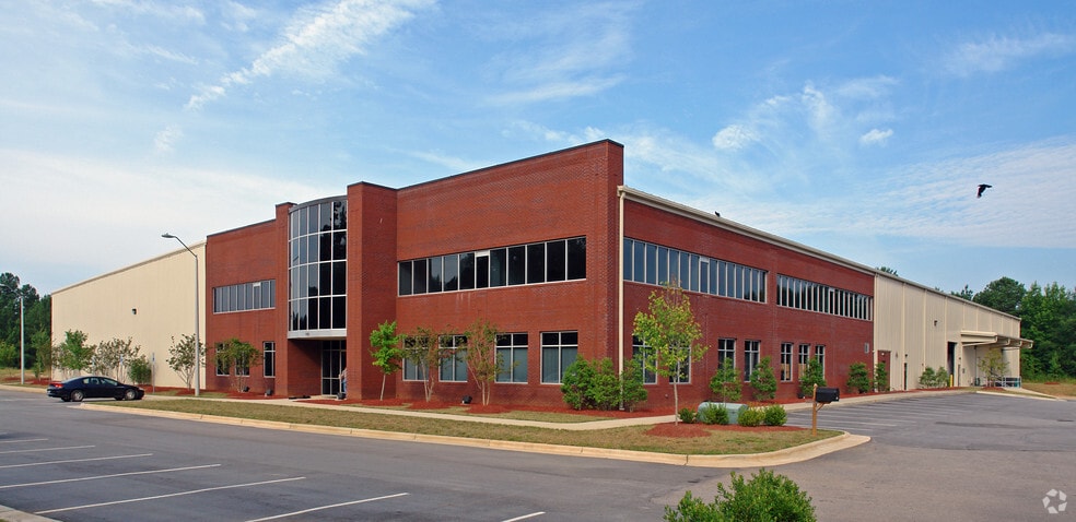 115 Legacy Crest Ct, Zebulon, NC for sale - Primary Photo - Image 1 of 1