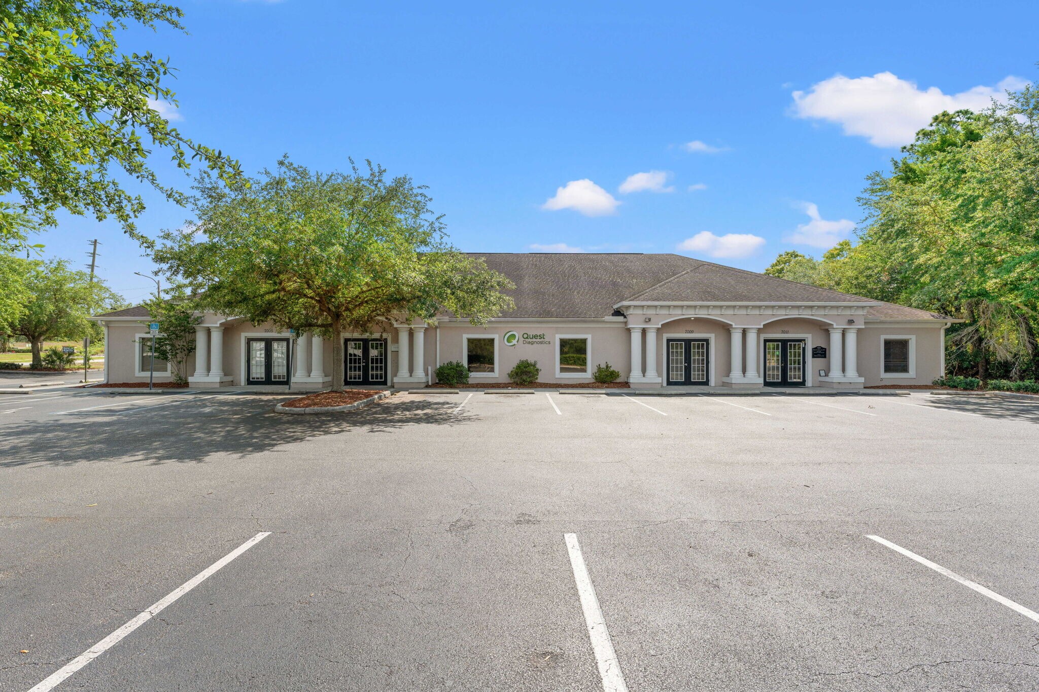 7011 Nightwalker Rd, Weeki Wachee, FL for lease Building Photo- Image 1 of 25
