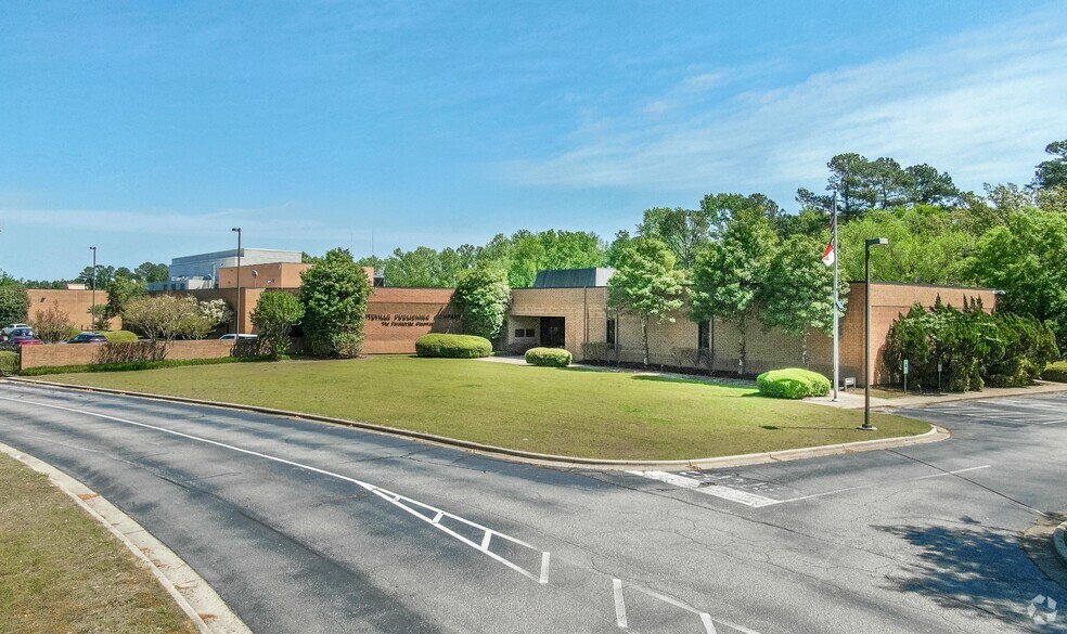 458 Whitfield St, Fayetteville, NC for lease - Building Photo - Image 2 of 34