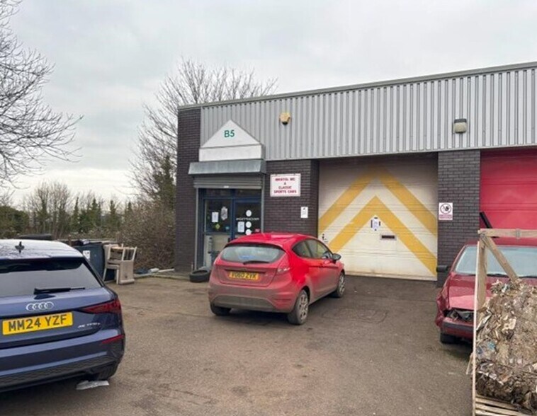 A5 Station Rd, Yate for lease - Building Photo - Image 2 of 2