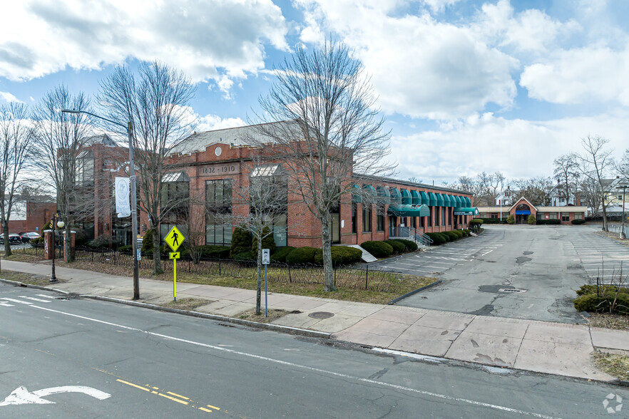 417-429 Franklin Ave, Hartford, CT for lease - Building Photo - Image 1 of 20