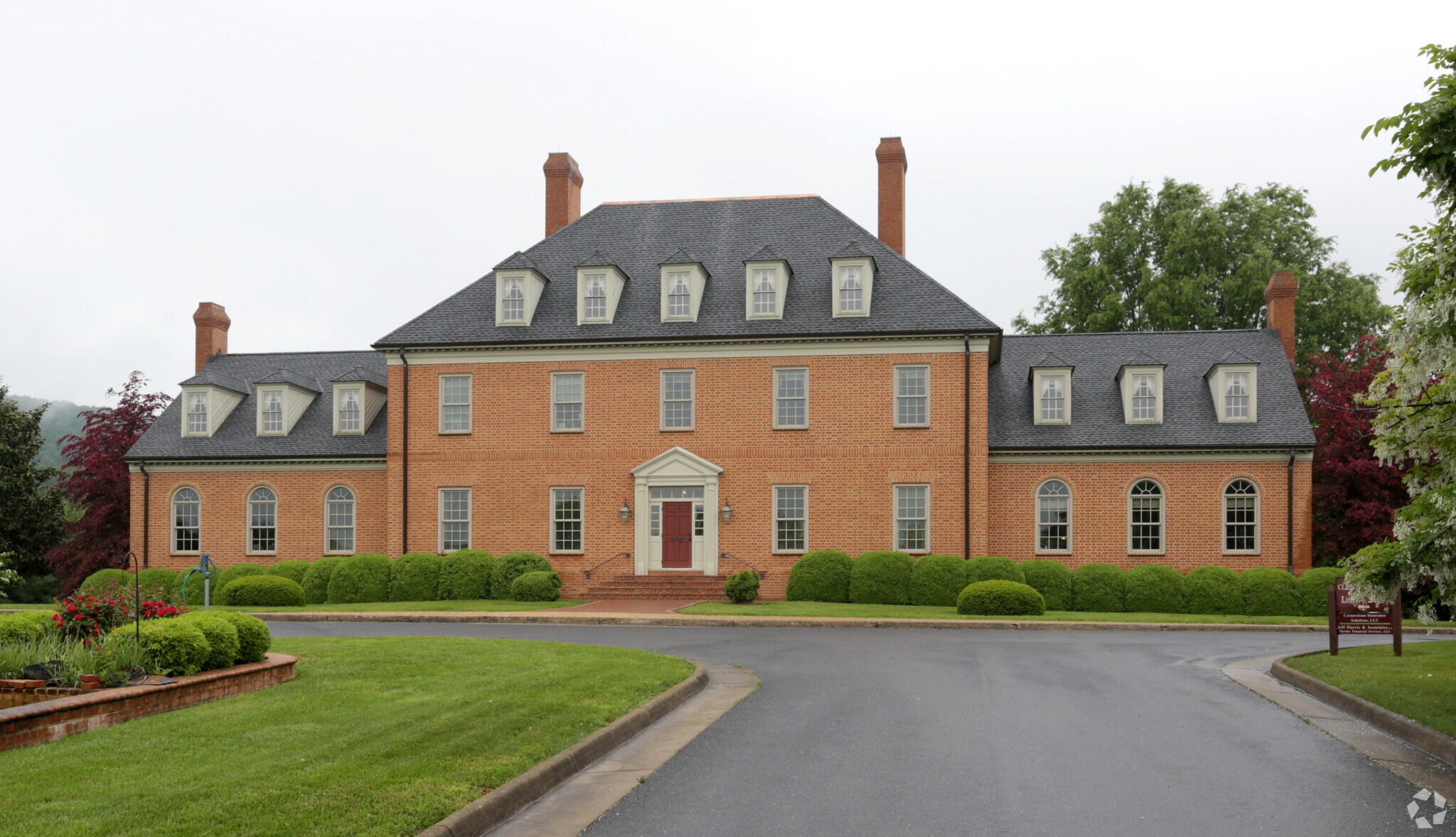 410 Neff Ave, Harrisonburg, VA for sale Primary Photo- Image 1 of 1