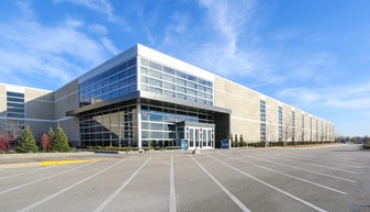 Ridgewood Industrial Center - Warehouse