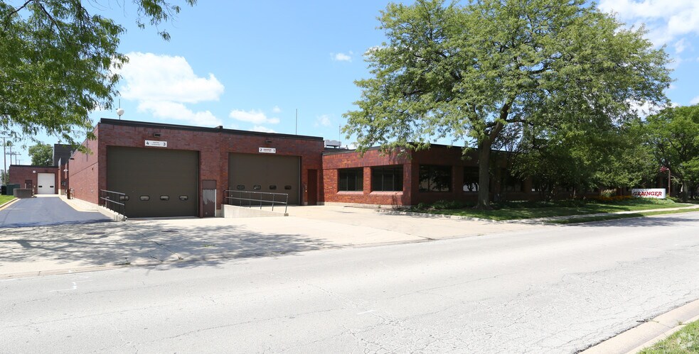 7300 N Melvina Ave, Niles, IL for sale - Primary Photo - Image 1 of 1