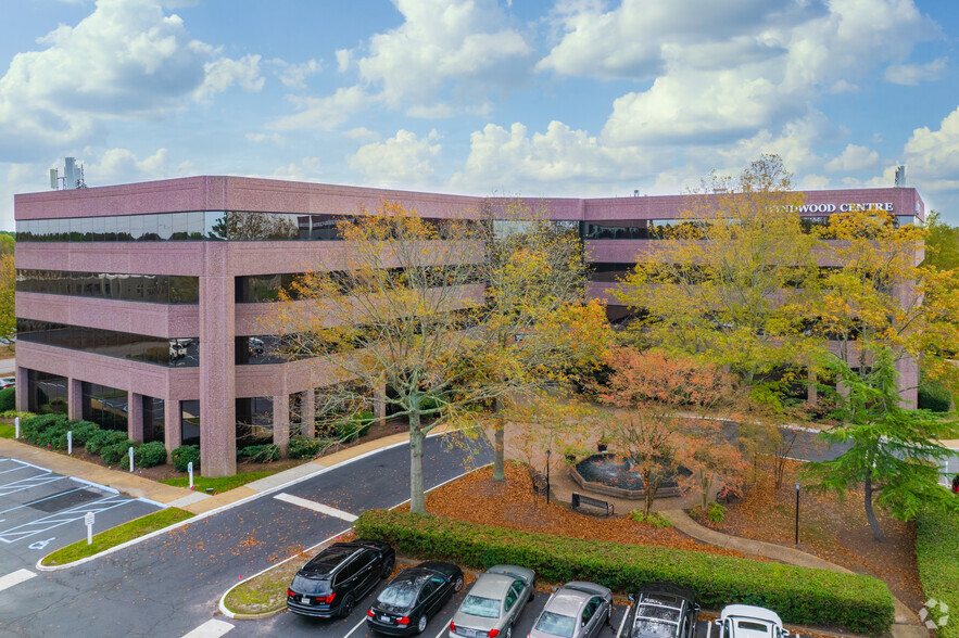 780 Lynnhaven Pky, Virginia Beach, VA for lease - Building Photo - Image 1 of 4