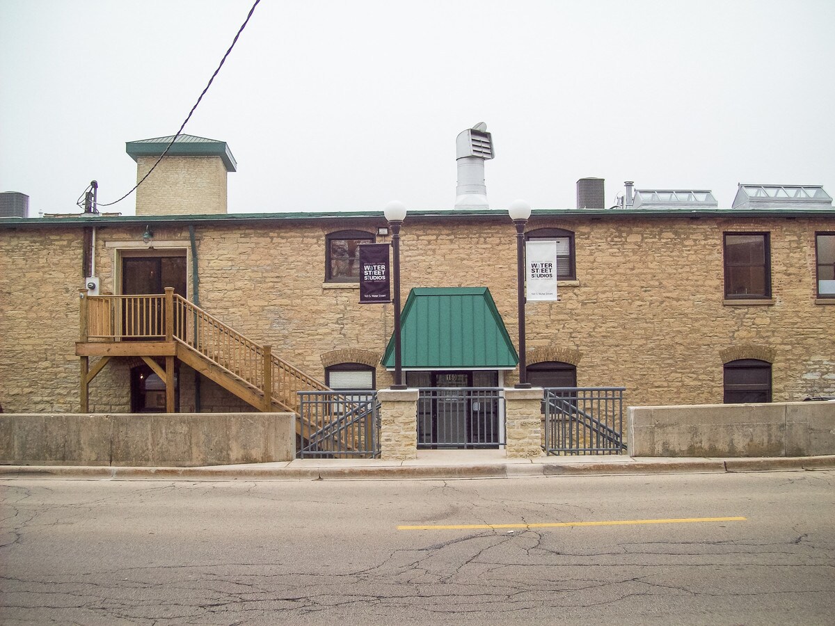 View Photo