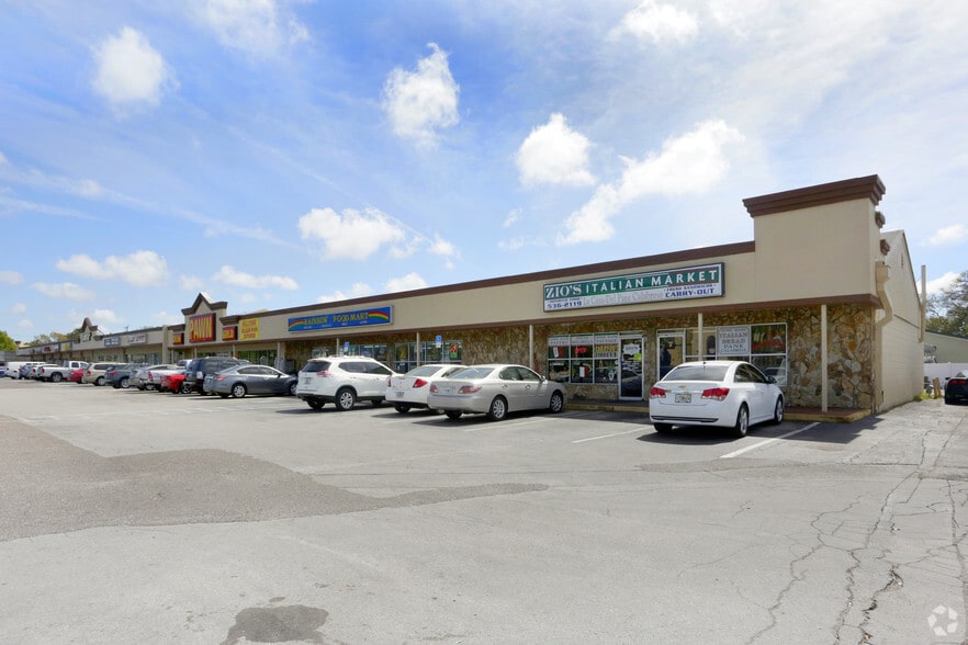 2655 E Bay Dr, Largo, FL for lease - Primary Photo - Image 2 of 2