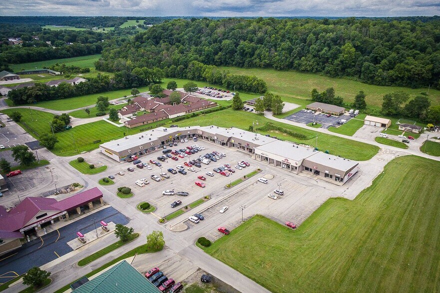 125 Settlers Center Rd, Taylorsville, KY for lease - Building Photo - Image 3 of 9