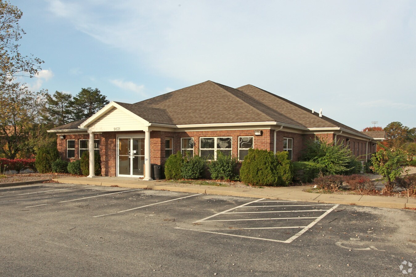 9131 Fern Creek Rd, Louisville, KY 40291