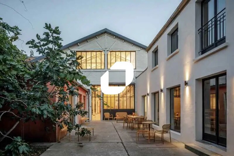 Office in Montreuil for lease - Building Photo - Image 1 of 7