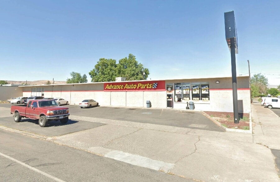 511 S 3rd St, Yakima, WA for sale - Primary Photo - Image 1 of 4