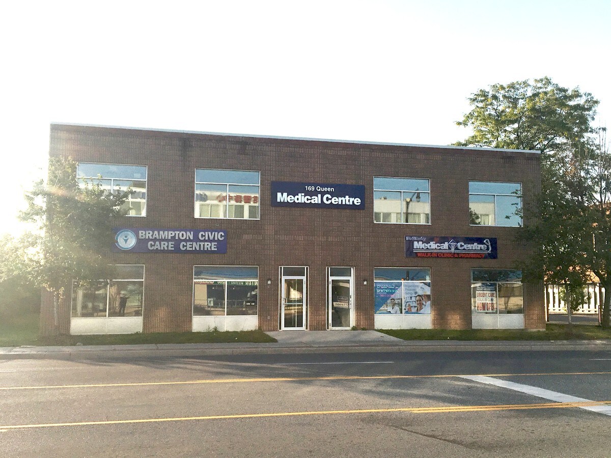 169 Queen St E, Brampton, ON L6W 2B2