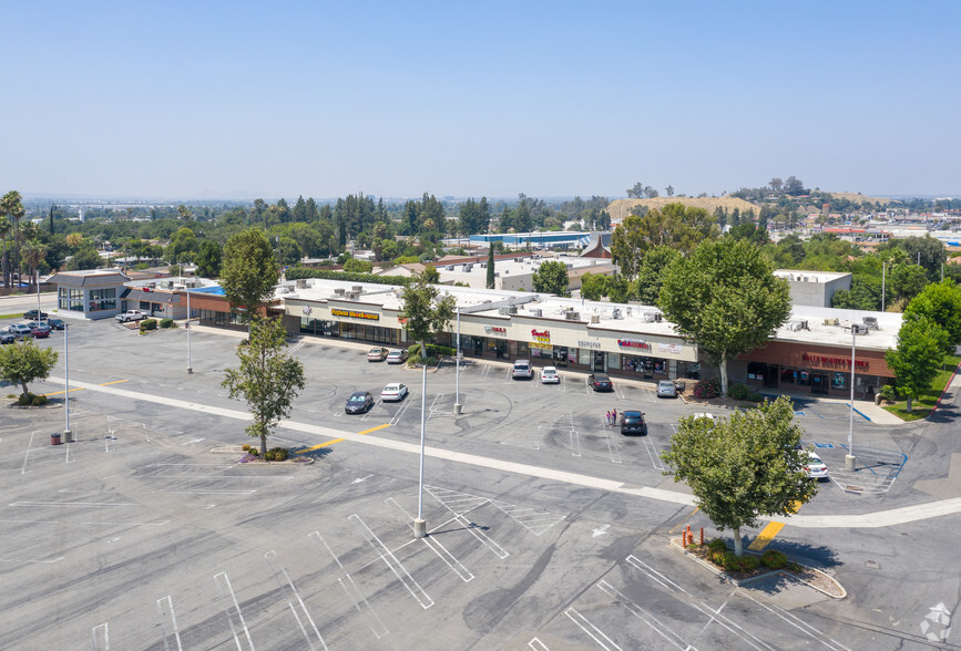 2318-2380 Sterling Ave, San Bernardino, CA for lease - Building Photo - Image 2 of 3