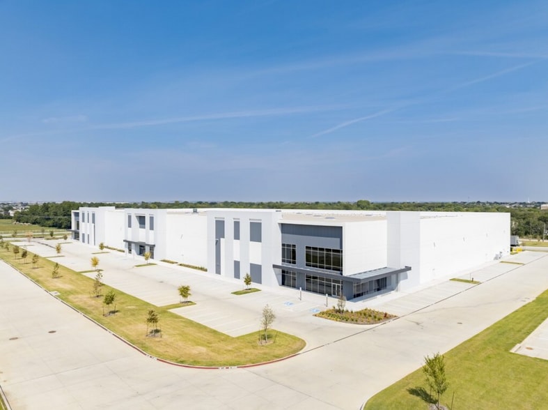 2152 Cantrell Sansom Rd, Fort Worth, TX for lease - Building Photo - Image 3 of 5