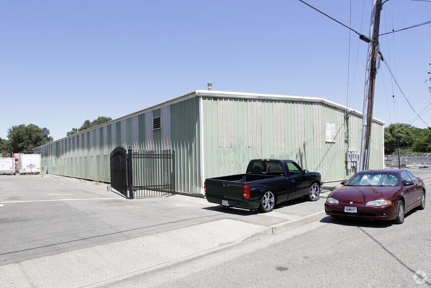 2212 Rice Ave, West Sacramento, CA for lease - Primary Photo - Image 1 of 3