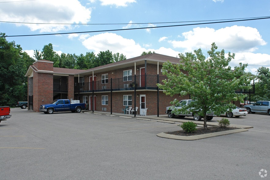 220 Gifford Pl, Joelton, TN for sale - Primary Photo - Image 1 of 7