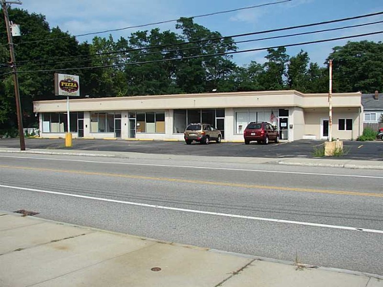 1237-1247 W Shore Rd, Warwick, RI for sale - Building Photo - Image 1 of 1