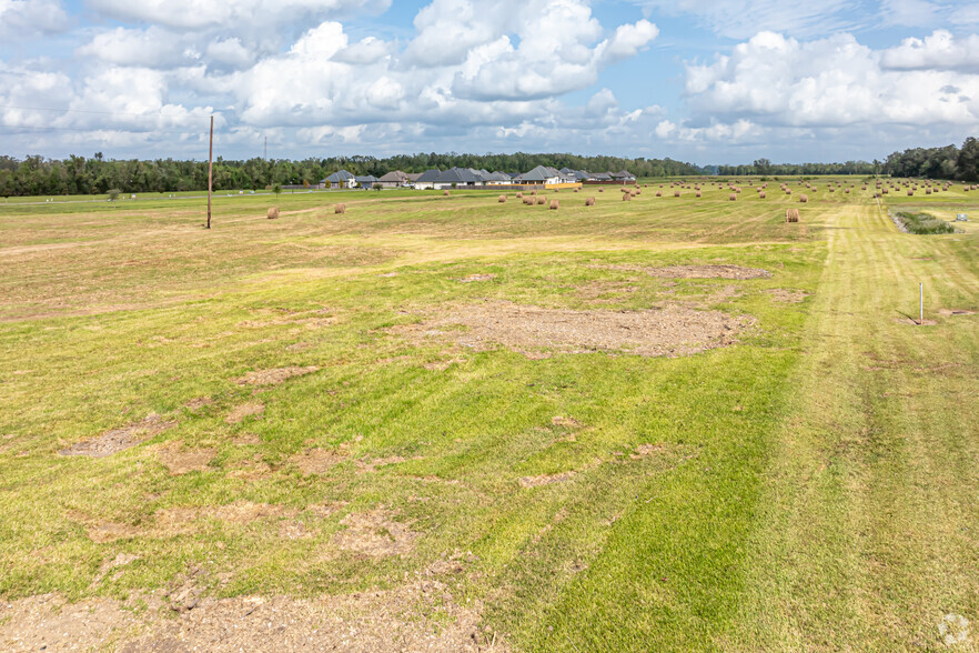 4400 Avenue park, Gray, LA for sale - Building Photo - Image 3 of 9