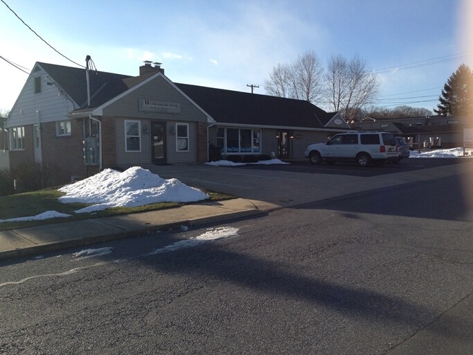 814 Dawn Ave, Ephrata, PA for sale Primary Photo- Image 1 of 1