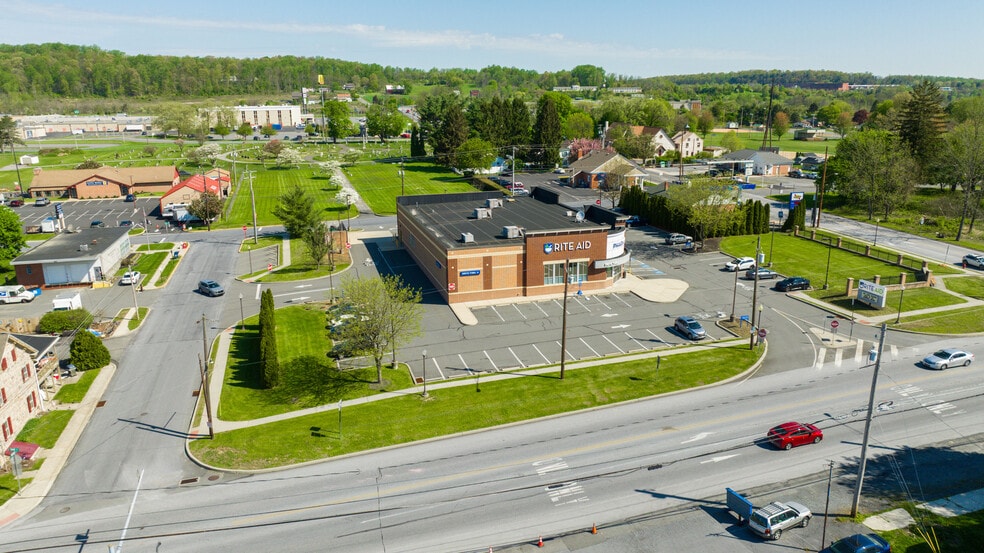 3145 W Main St, Morgantown, PA for lease - Building Photo - Image 3 of 6