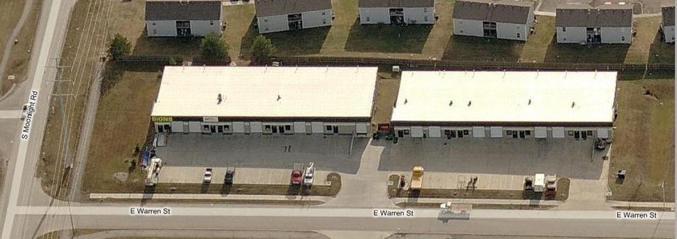 841-881 E Warren St, Gardner, KS for lease - Building Photo - Image 3 of 16