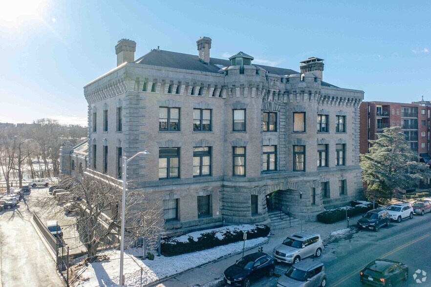 92 High St, Medford, MA for lease - Building Photo - Image 2 of 15