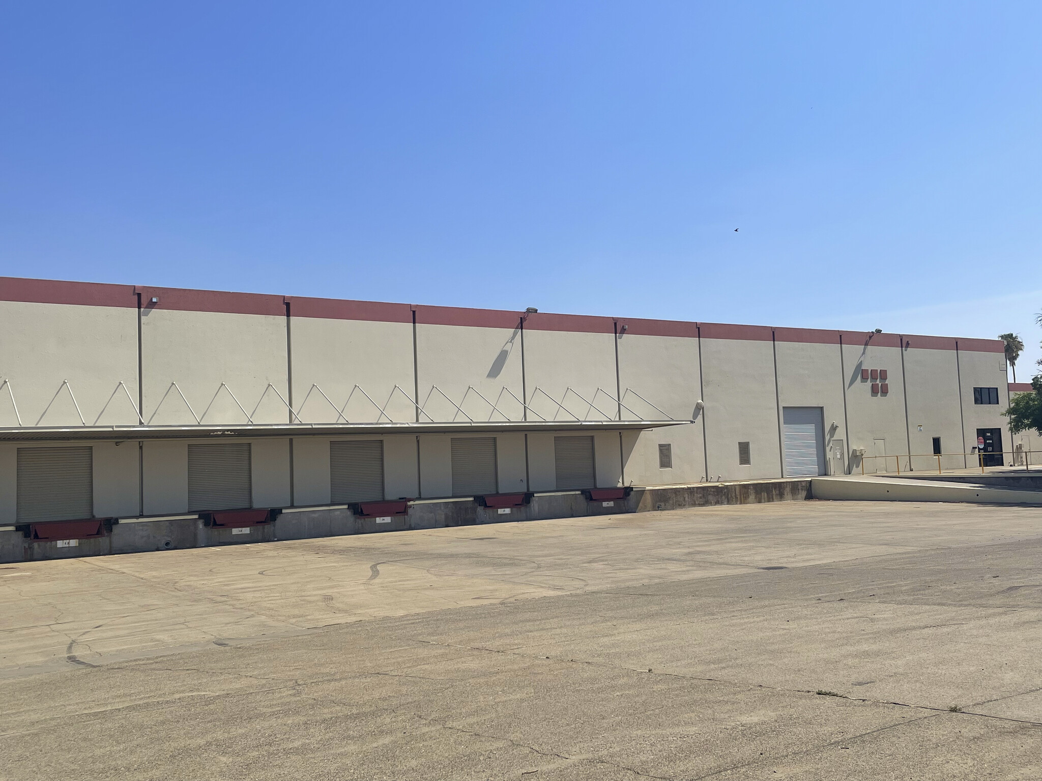 3900 Florin Perkins Rd, Sacramento, CA for lease Building Photo- Image 1 of 9