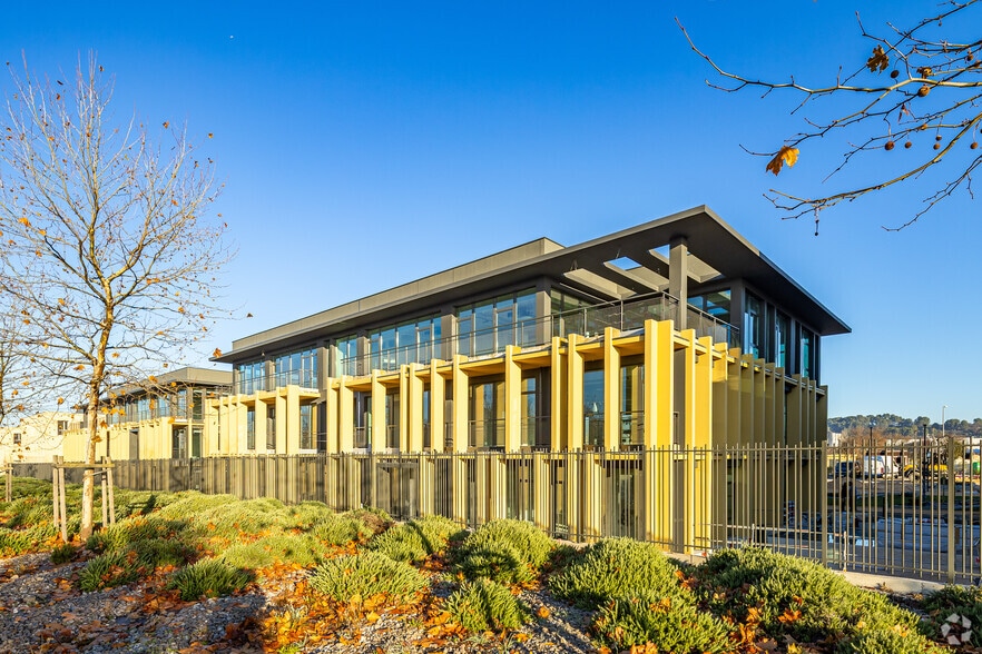 410 Rue Emilien Gautier, Aix-en-Provence for lease - Primary Photo - Image 1 of 2