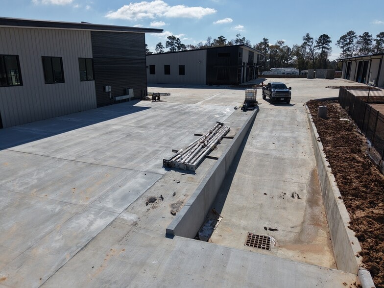 25366 Richards Rd, Spring, TX for lease - Building Photo - Image 3 of 10
