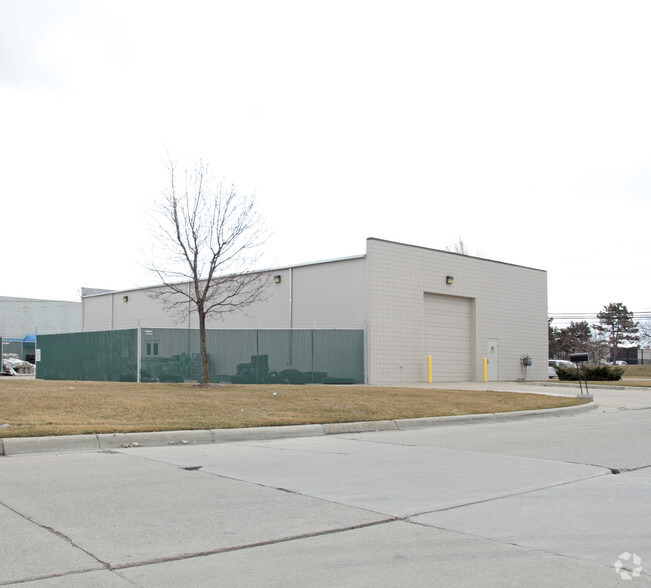 35004 Automation Dr, Clinton Township, MI for lease - Building Photo - Image 2 of 2