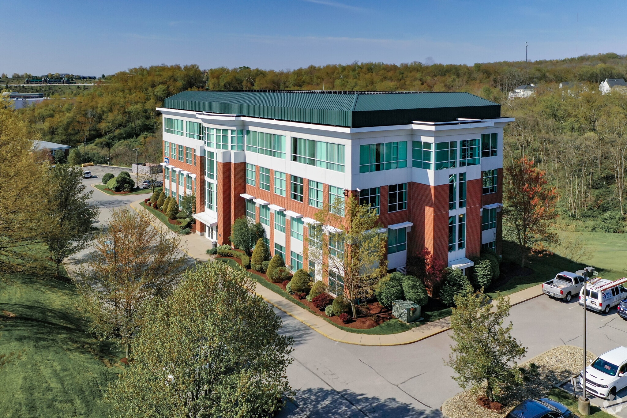 375 Southpointe Blvd, Canonsburg, PA for lease Building Photo- Image 1 of 7