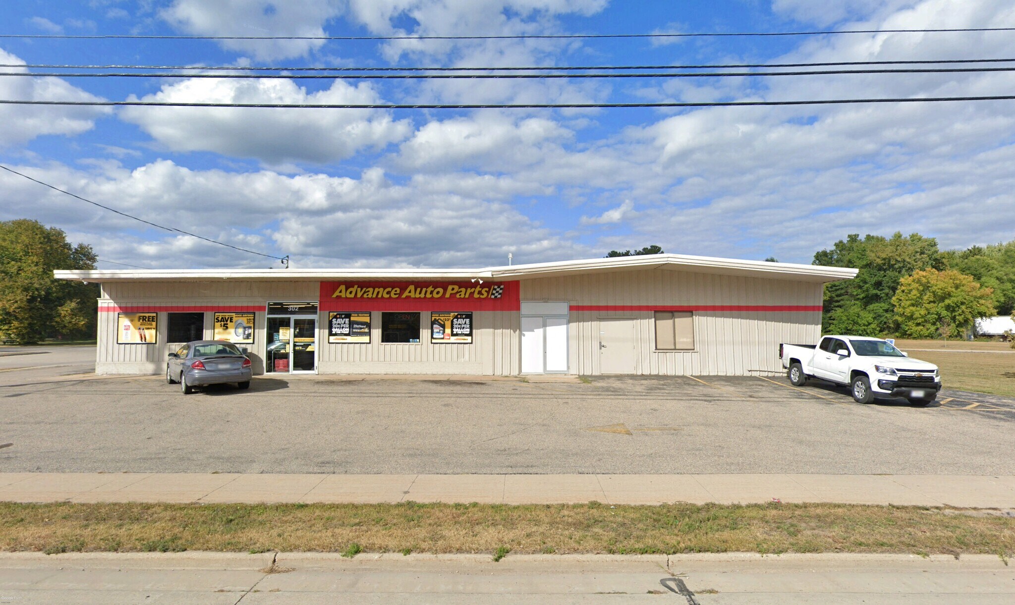 302 E Main St, Wautoma, WI for lease Primary Photo- Image 1 of 2