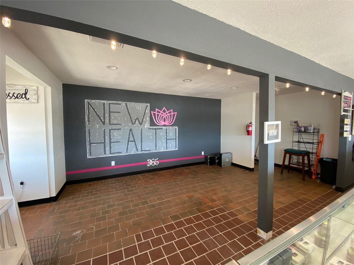 2560 Barrow St, Abilene, TX 79605