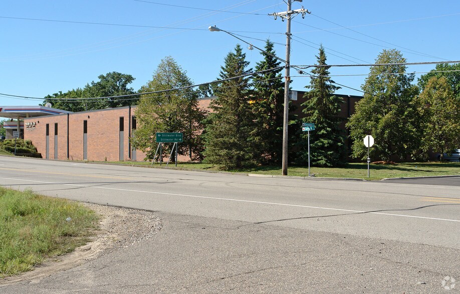 2728 Geranium Ave E, Maplewood, MN for sale - Primary Photo - Image 1 of 1