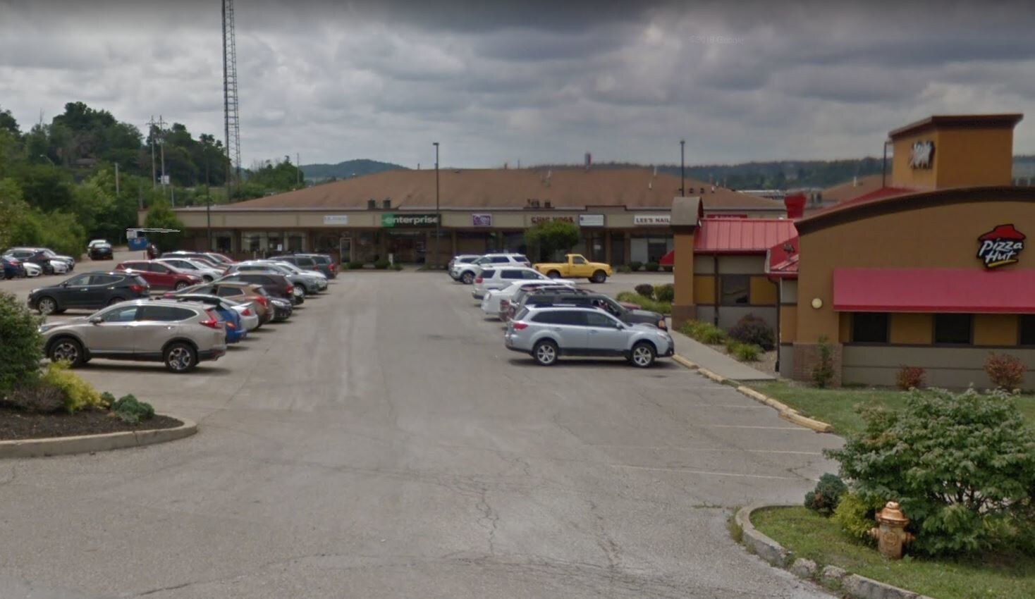 51342 National Rd, Saint Clairsville, OH 43950 Wetzel Springs Plaza