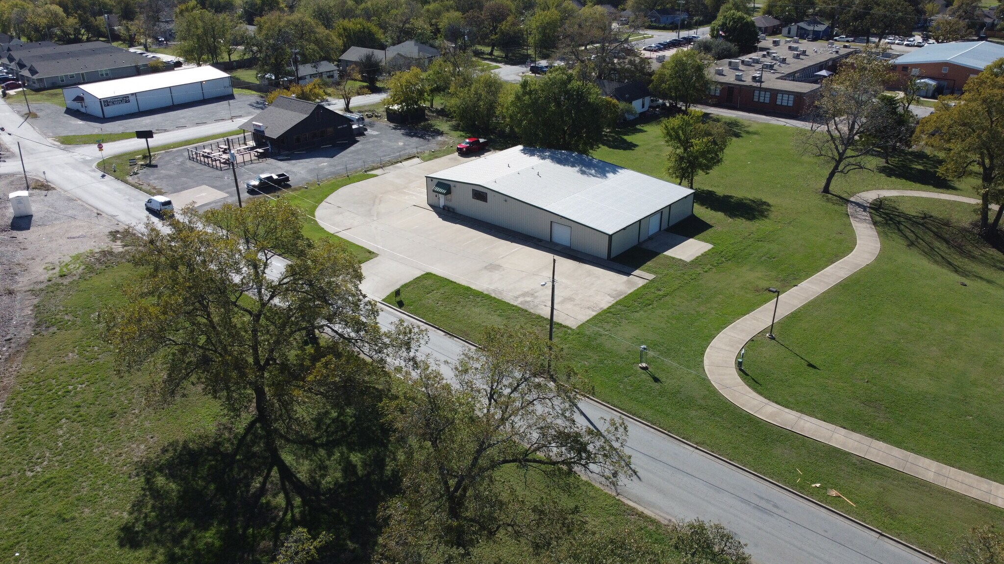 908 N Broughton St, Sherman, TX for sale Building Photo- Image 1 of 1