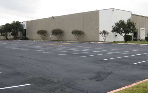 1235 W Trinity Mills Rd, Carrollton, TX for lease - Building Photo - Image 2 of 9